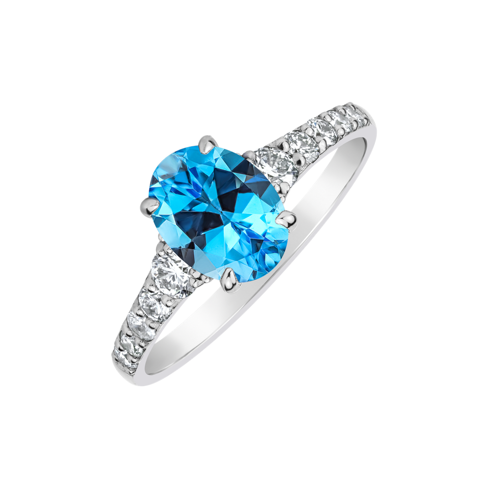Diamond ring with Topaz swiss Shimmering dazzle