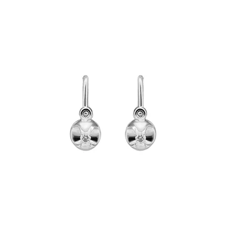 Children's diamond earrings Beauty