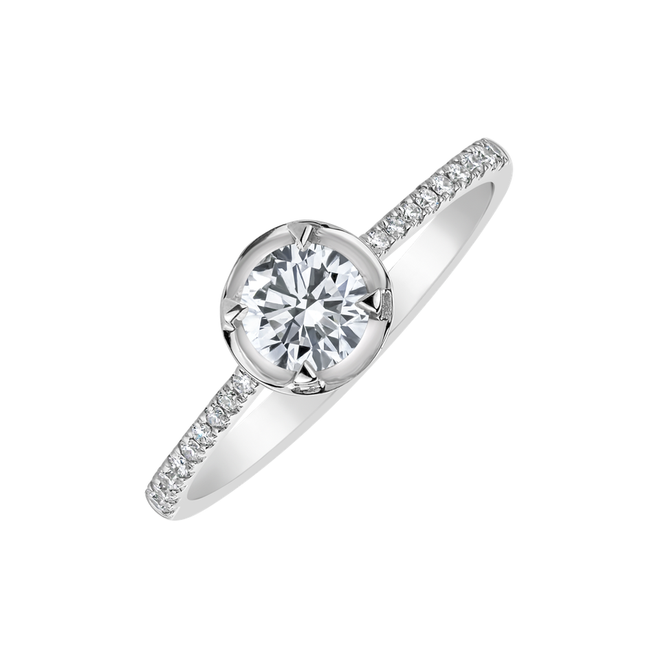 Diamond ring Nareida