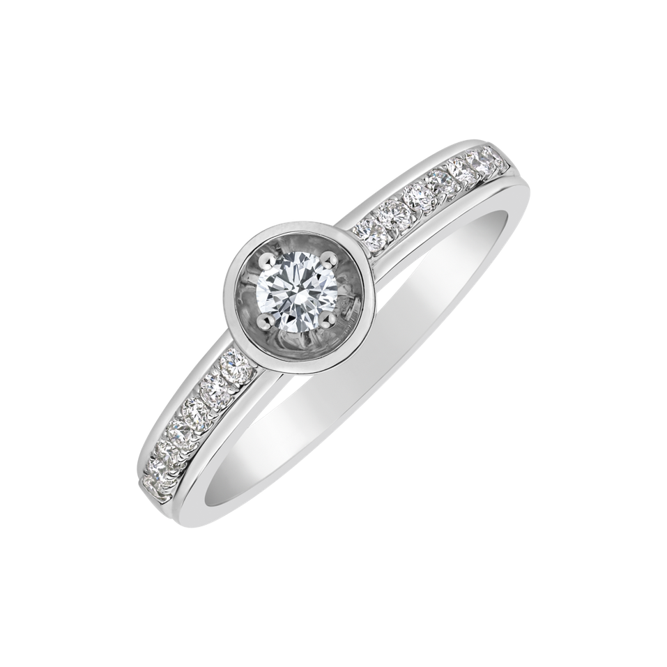 Diamond ring Lullaby of Luxury