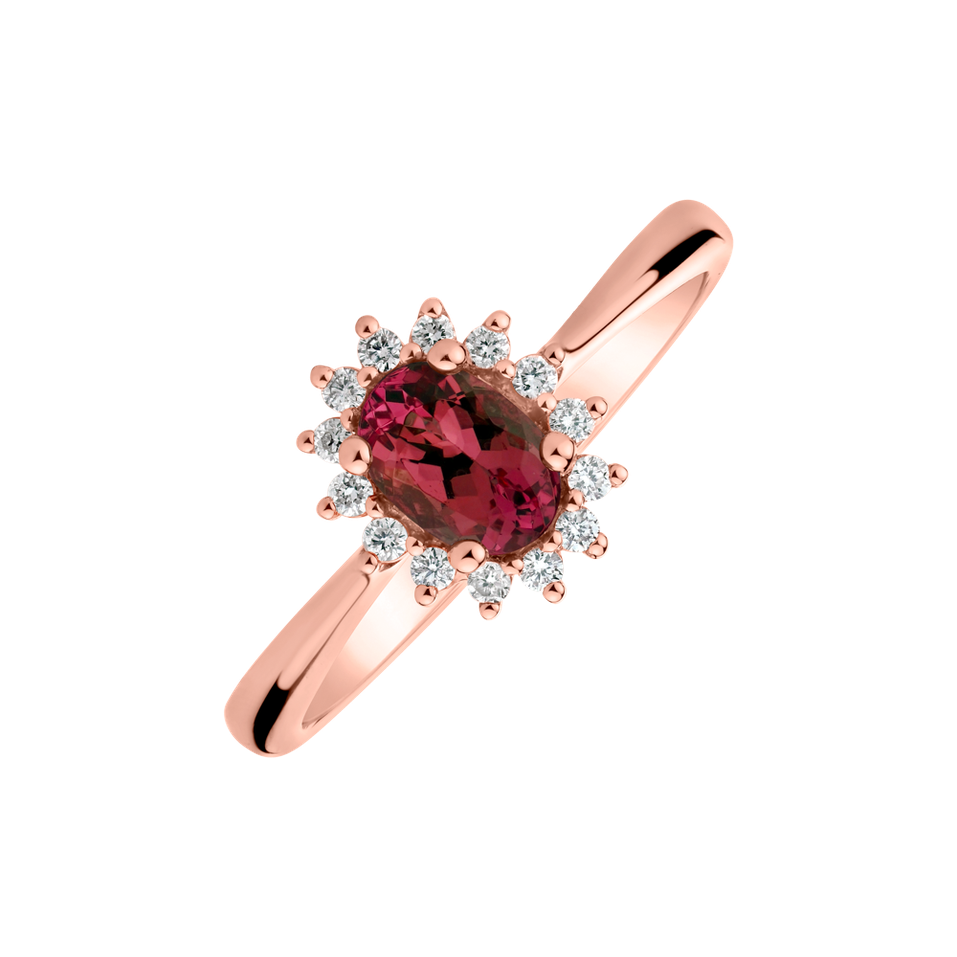 Diamond ring with Ruby Fabulous Lady