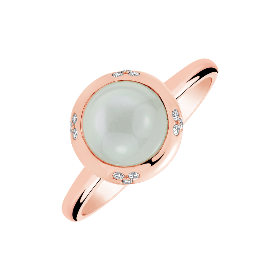 Diamond ring with Moonstone Daydreaming