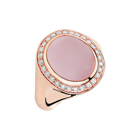Diamond ring with Rose Quartz Mistress Moonlight