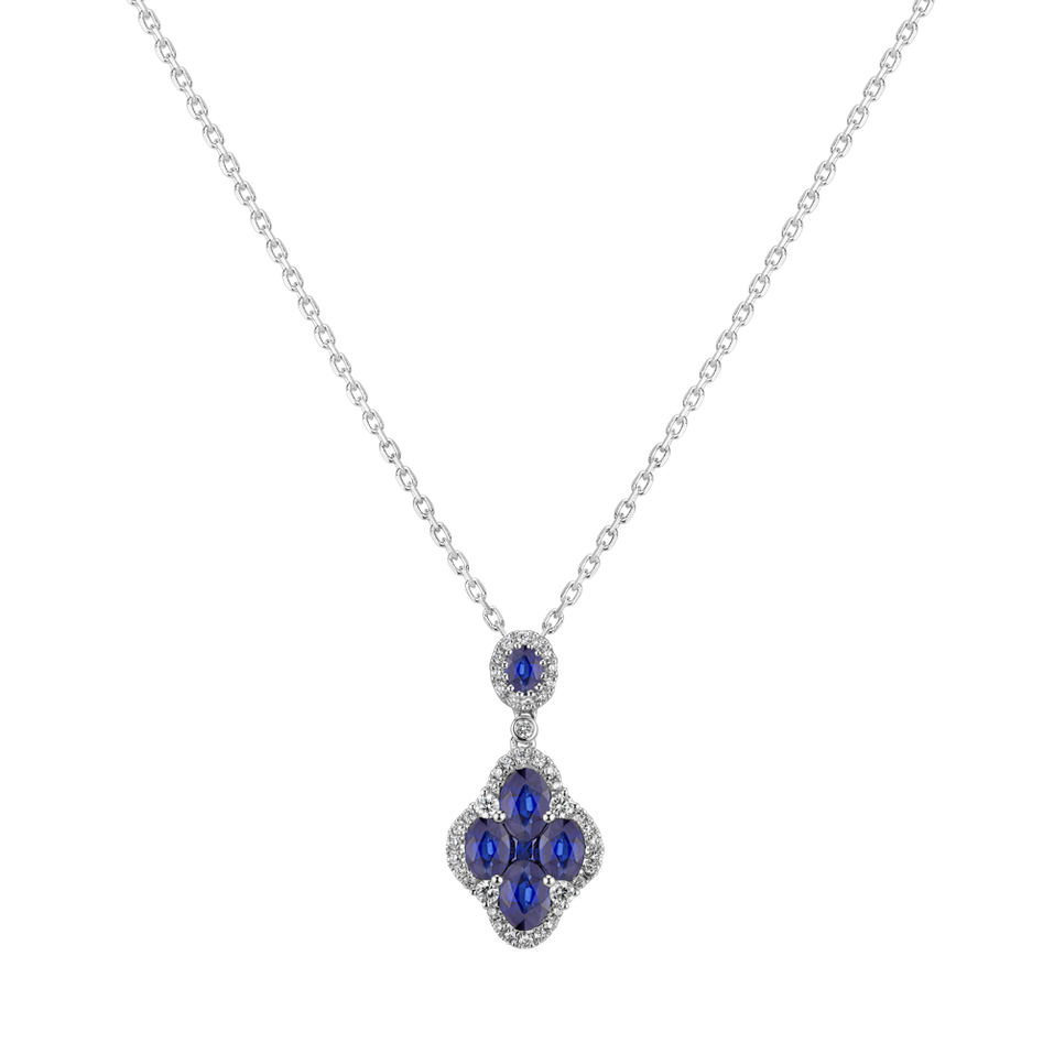 Diamond pendant with Sapphire Four-leaf Clover