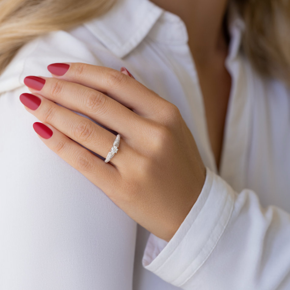 Diamond ring Sinful Spark