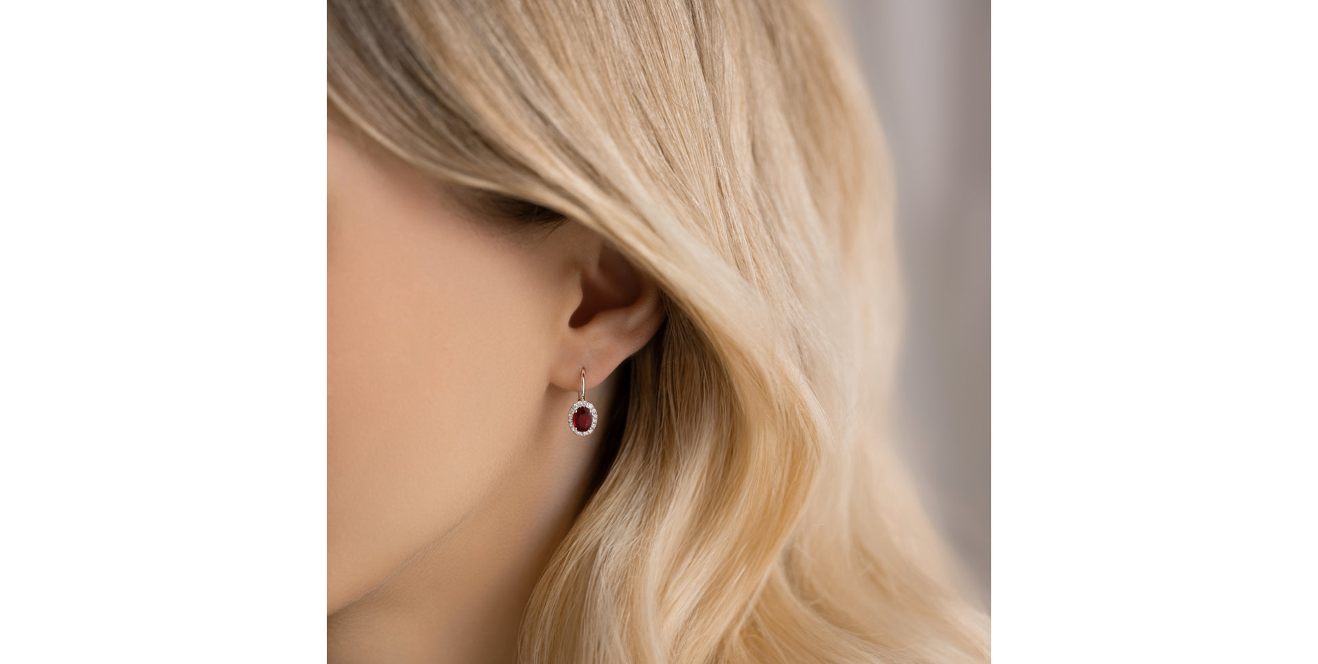 Diamond earrings with Ruby Imperial Allegory