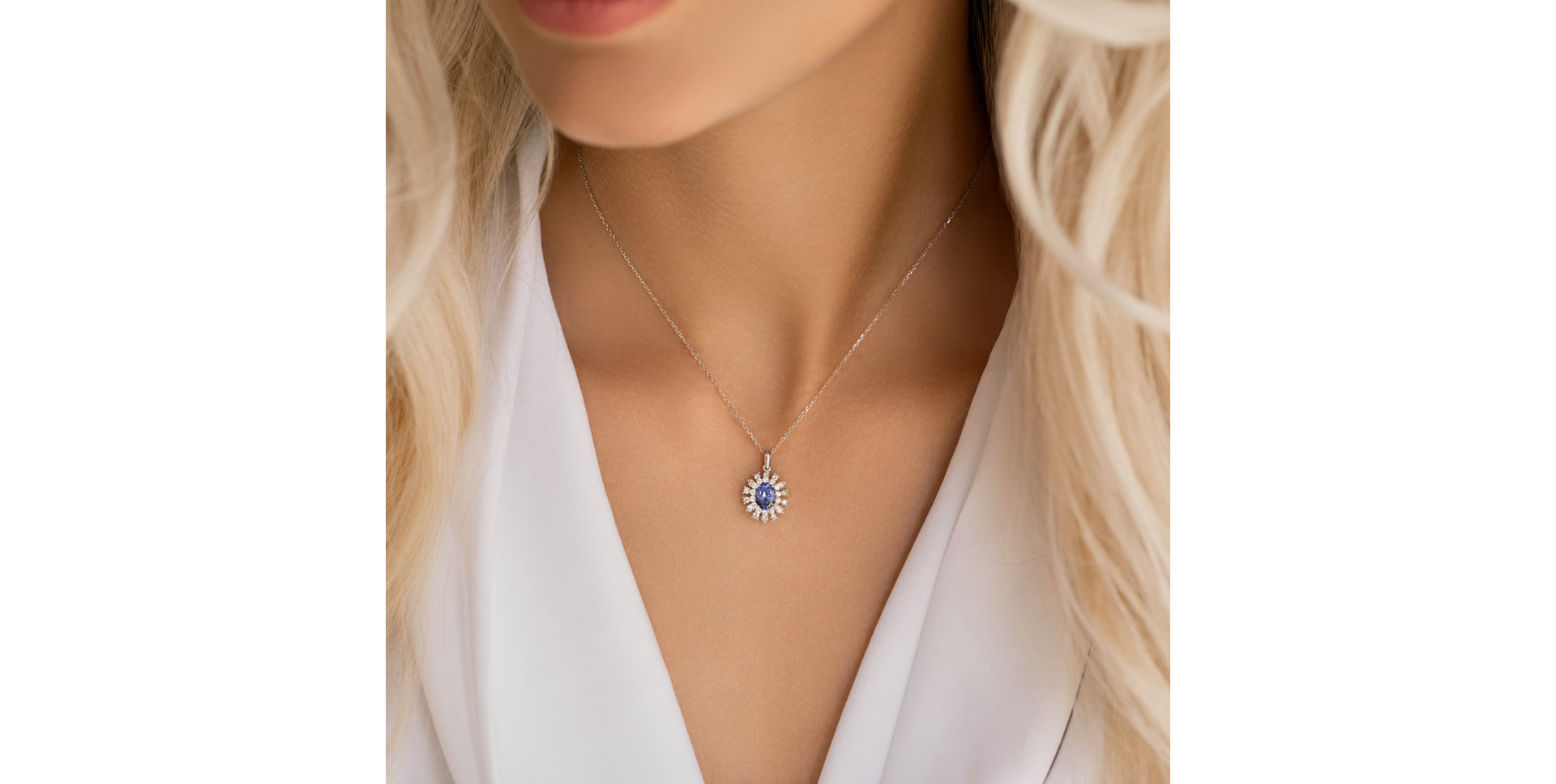Diamond pendant with Tanzanite Royal Impression