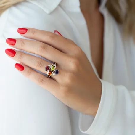 Diamond ring with Gems Crown Beauty