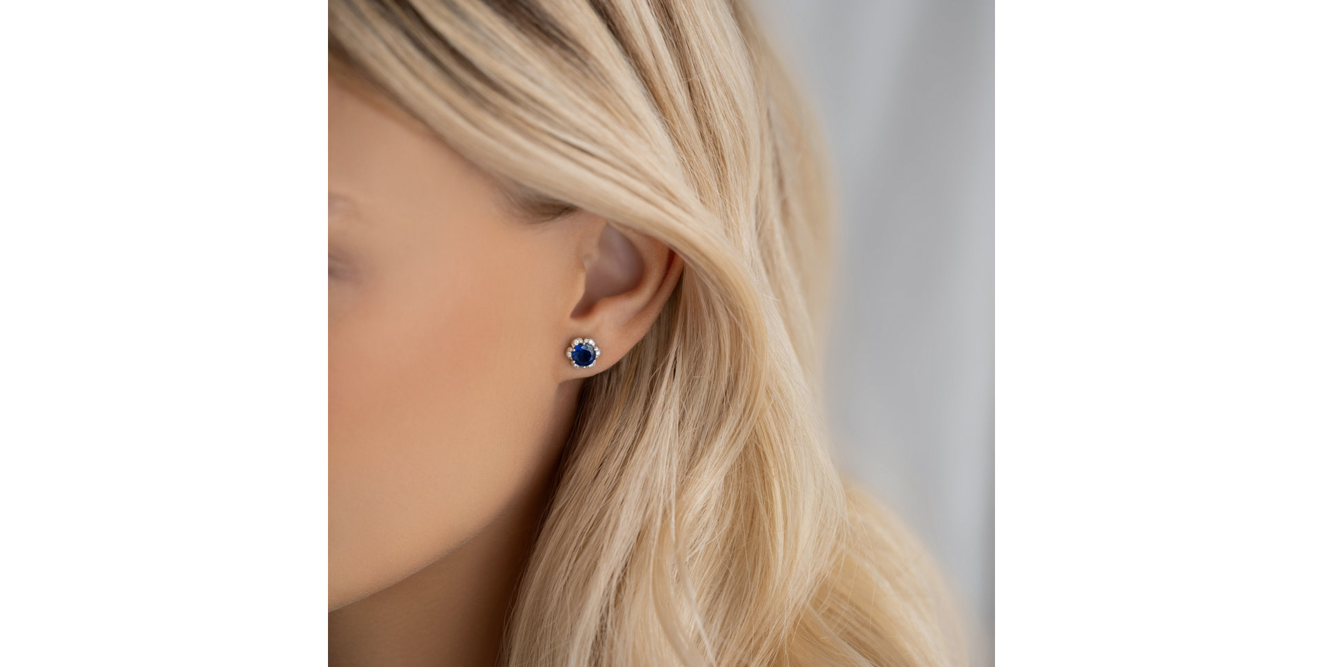 Diamond earrings with Sapphire Deep Blossoms