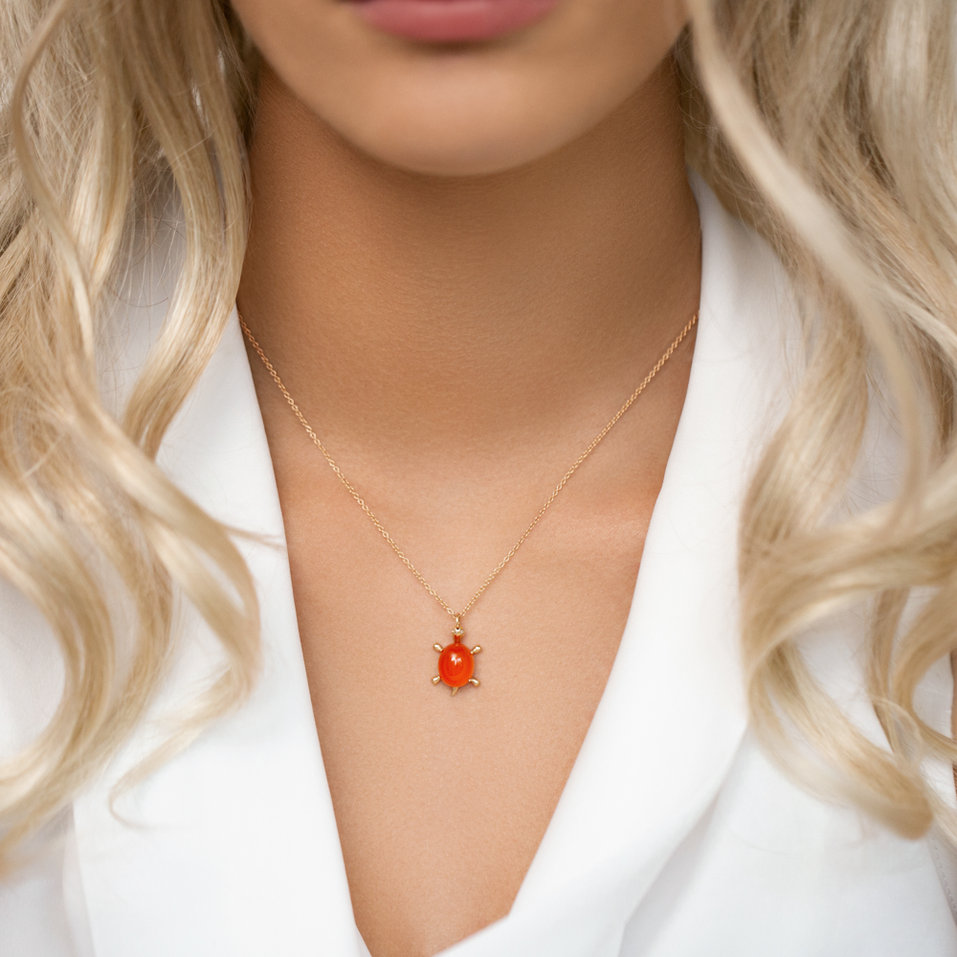 Diamond necklace with Chalcedony Marvelous Turtle