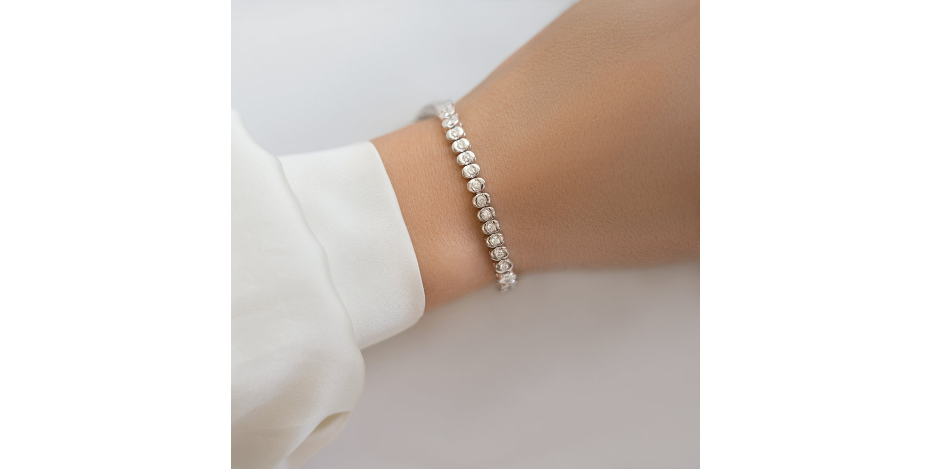 Bracelet with diamonds Magic Dots