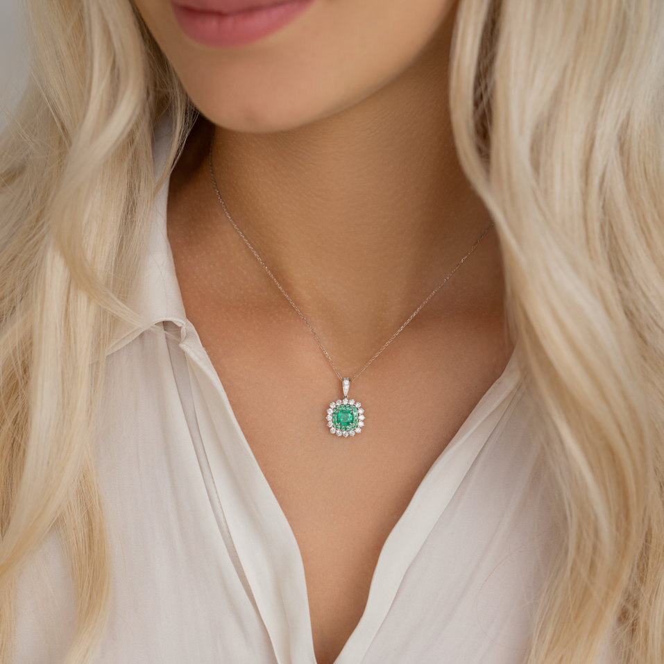 Diamond pendant with Ruby Radiant Shine