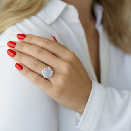 Diamond ring with Chalcedony Royal Opium