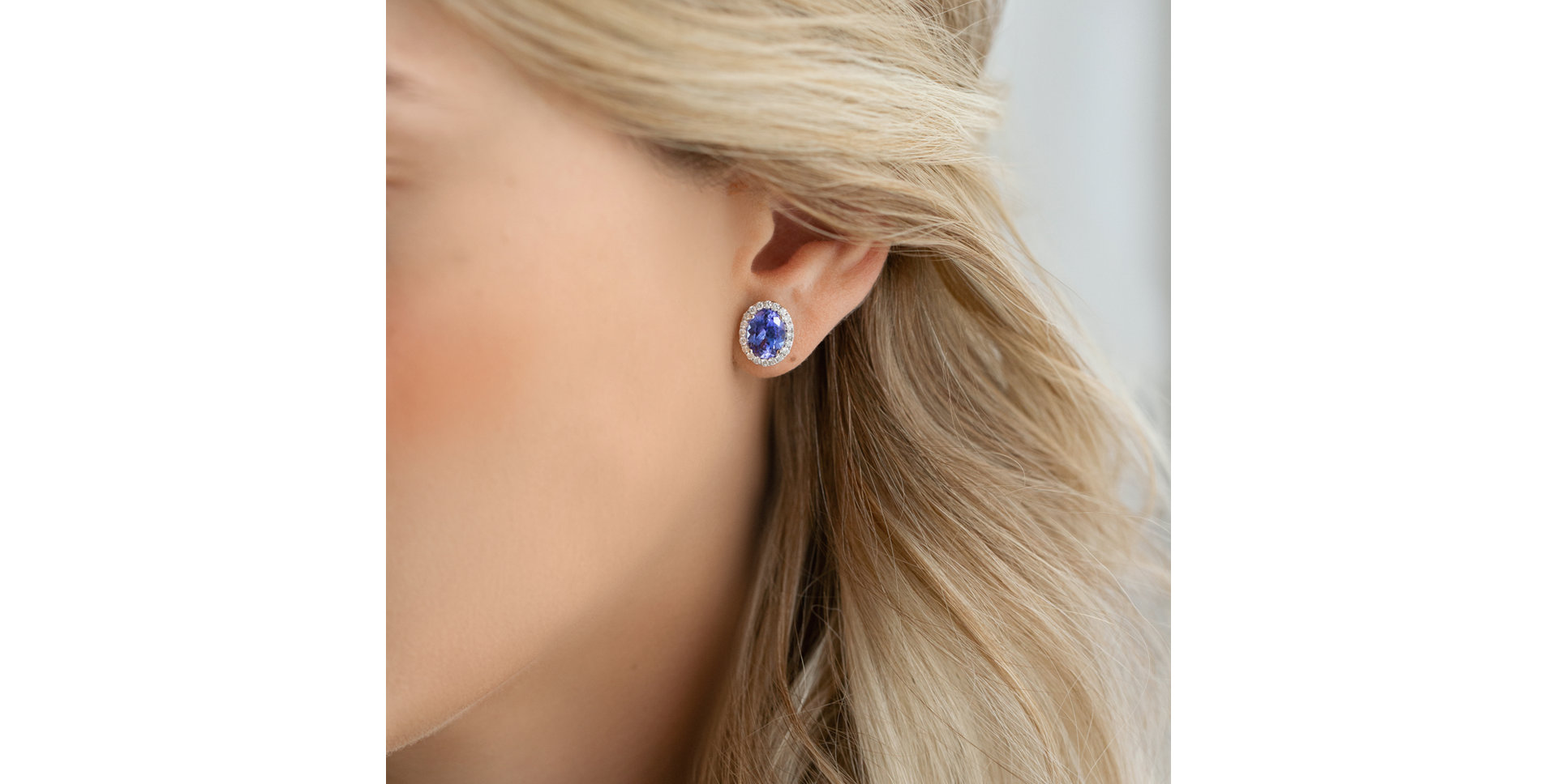 Diamond earrings with Tanzanite Princess