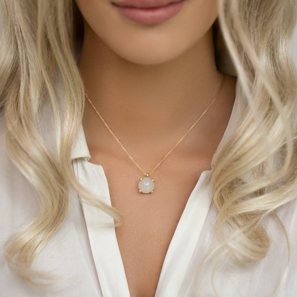 Diamond necklace with Chalcedony Royal Drop