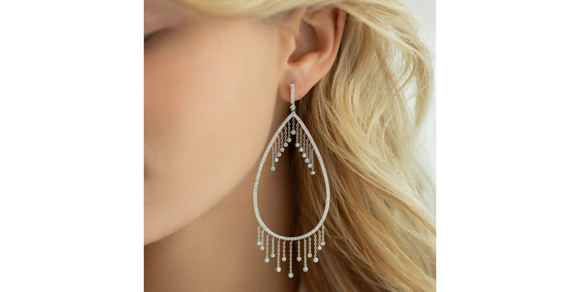 Diamond earrings Rain of tears