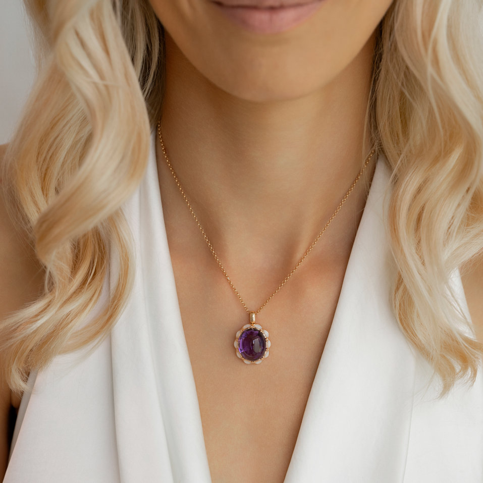 Diamond necklace with Amethyst and Mother of Pearl Blossoms Elegance