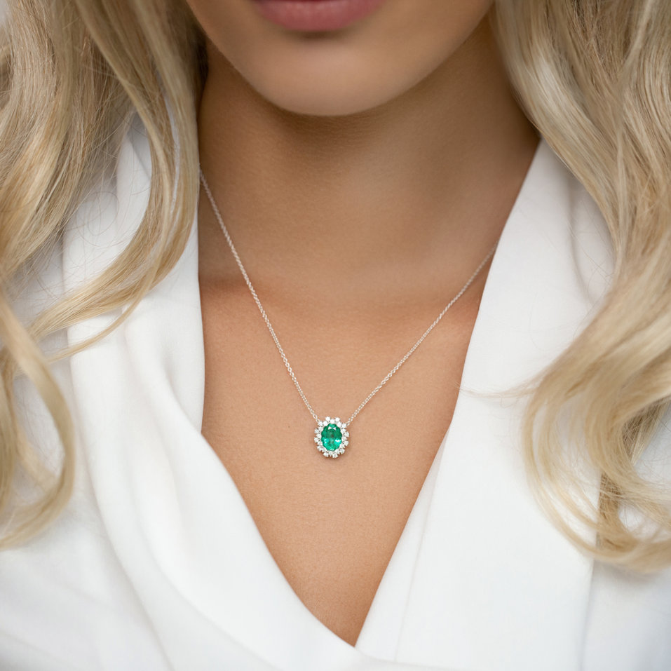 Diamond necklace with Emerald Sinful Goddess
