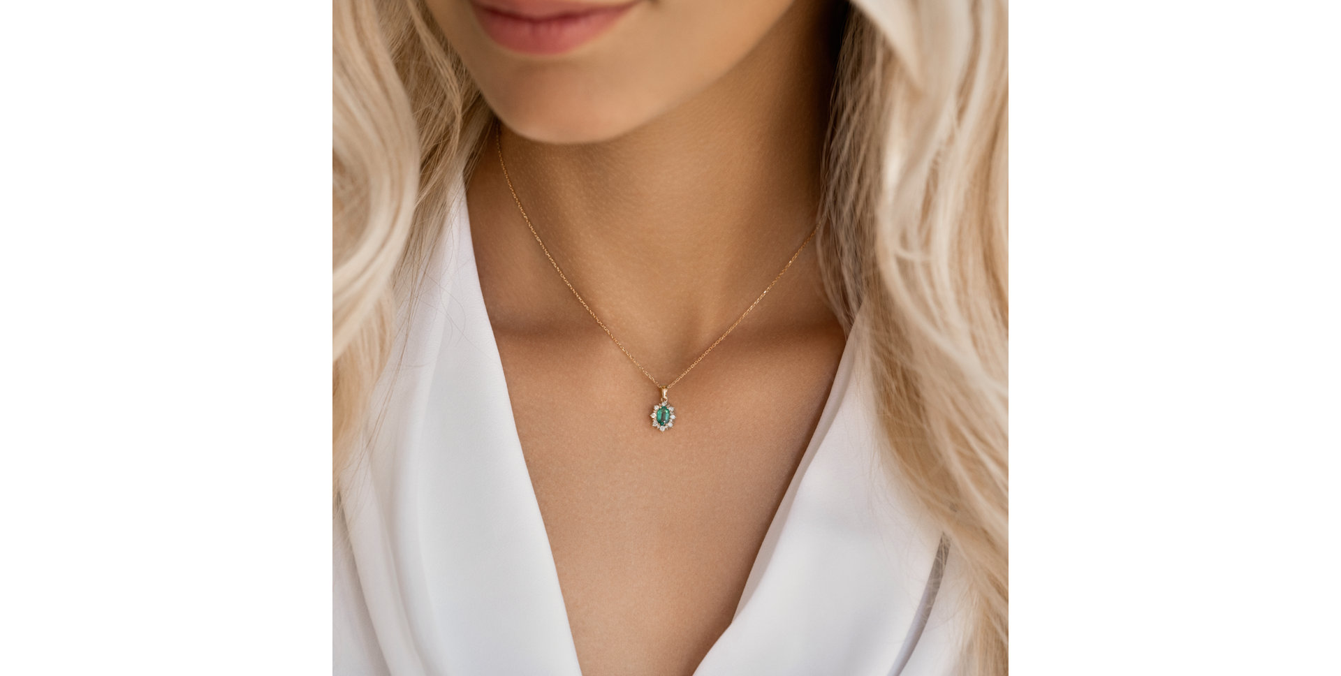 Diamond pendant with Ruby Royal Aurora