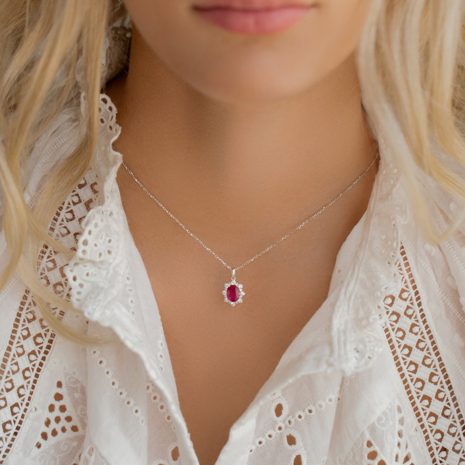 Diamond pendant with Ruby Princess