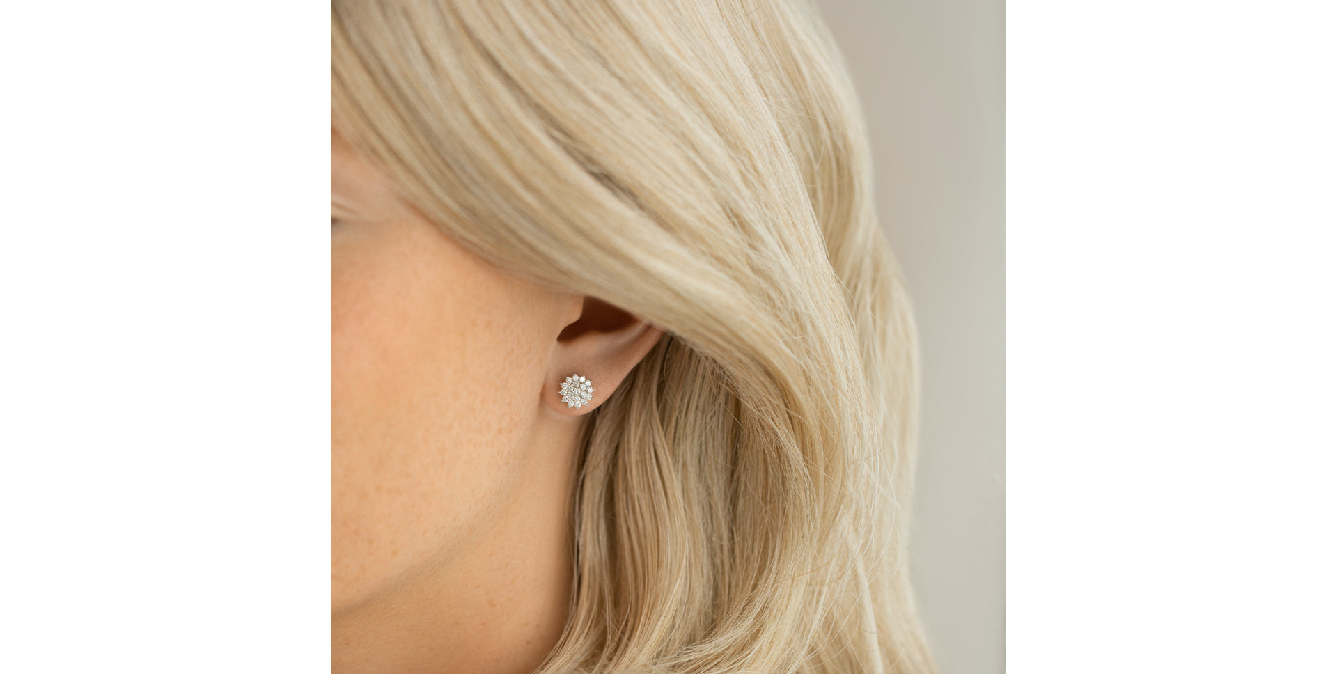 Diamond earrings Delicate Star