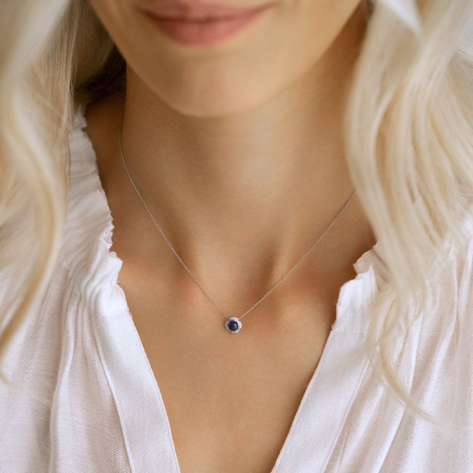 Diamond necklace with Chalcedony Genevieve