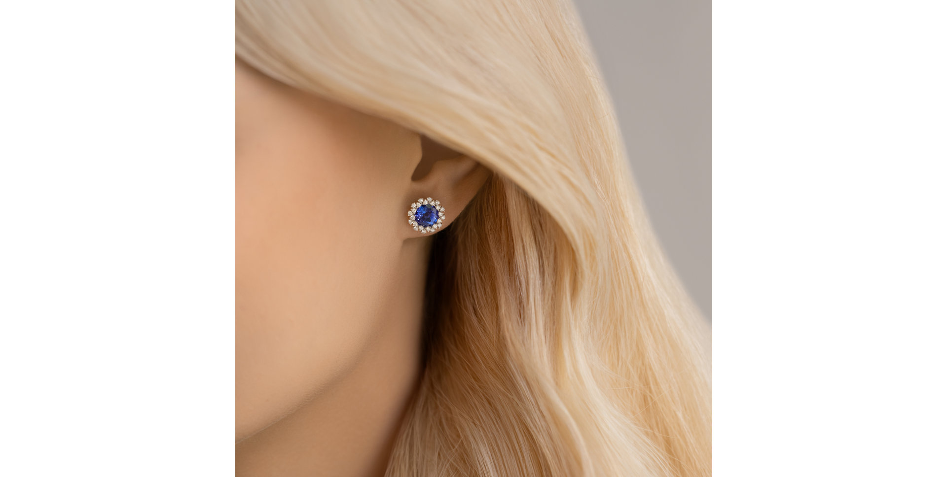 Diamond earrings with Tanzanite Honorable Mind
