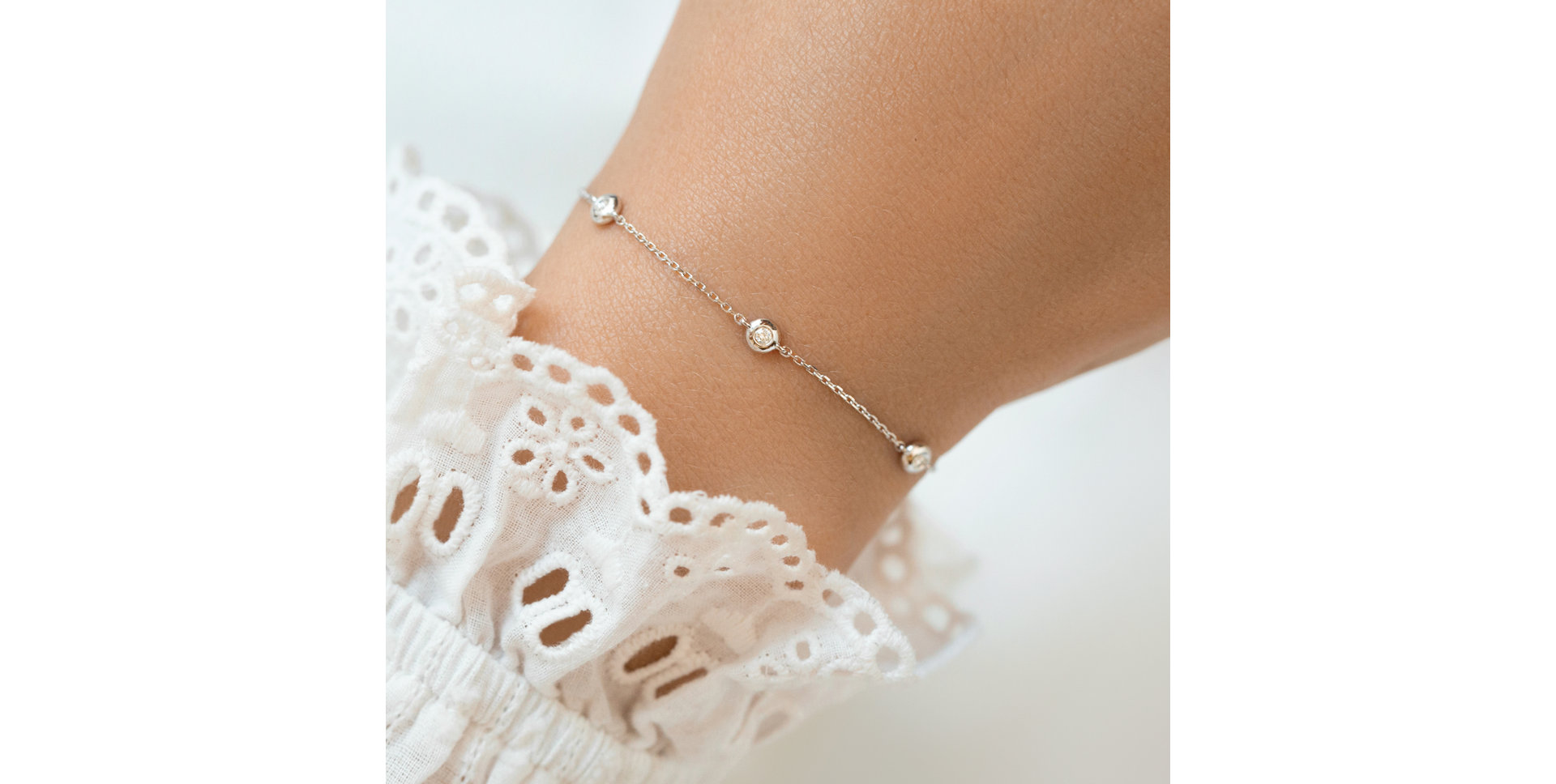 Bracelet with diamonds Sparkling Dot