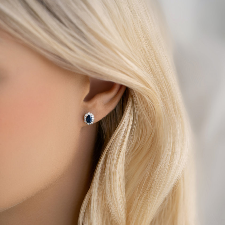 Diamond earrings with Sapphire Brilliance