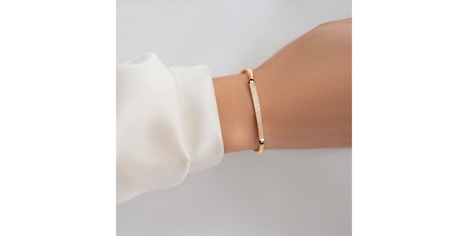 Bracelet with diamonds Shamballa