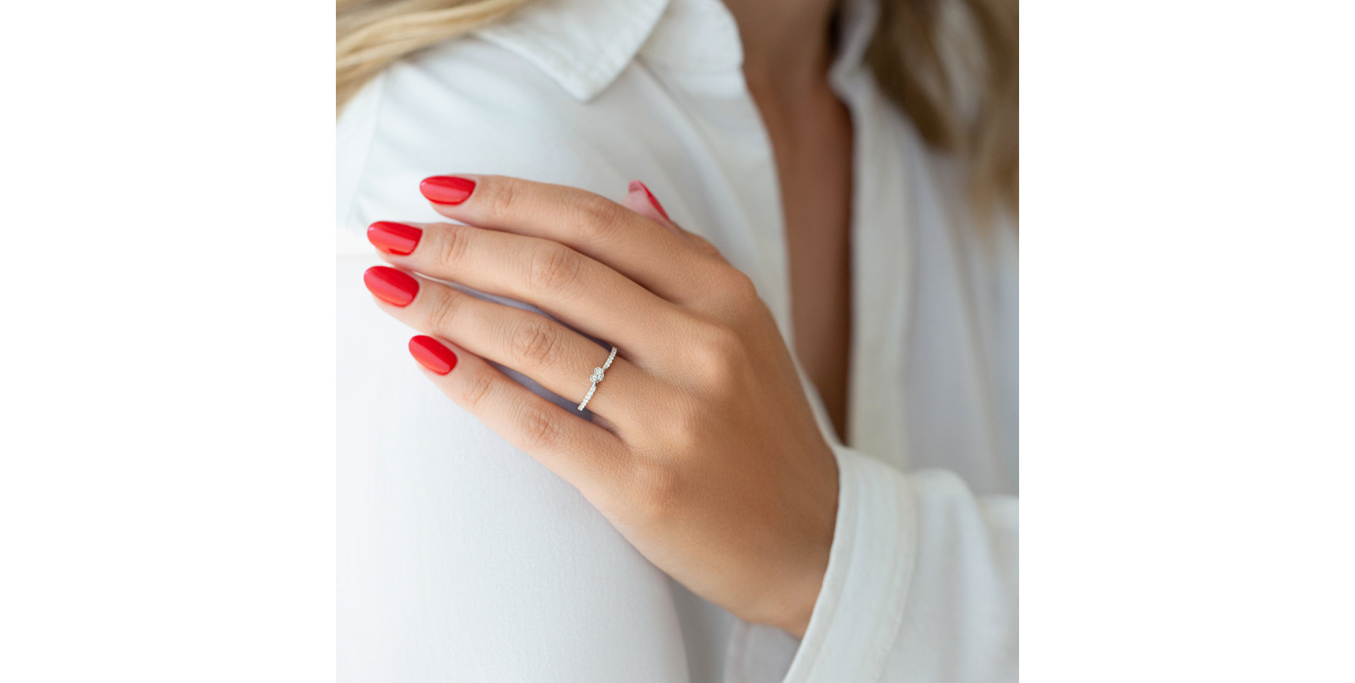 Diamond ring Tenderness Feelings