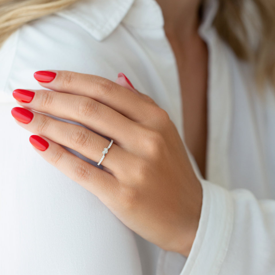 Diamond ring Tenderness Feelings