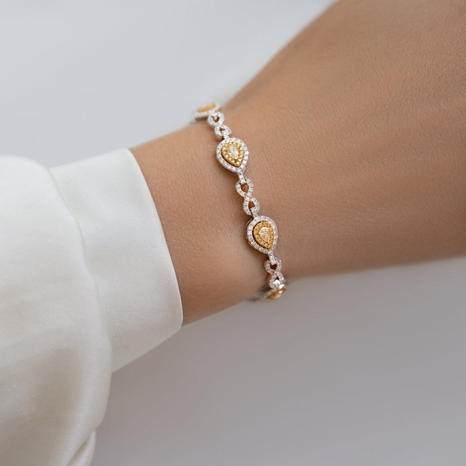 Bracelet with yellow and white diamonds Frozen Sun