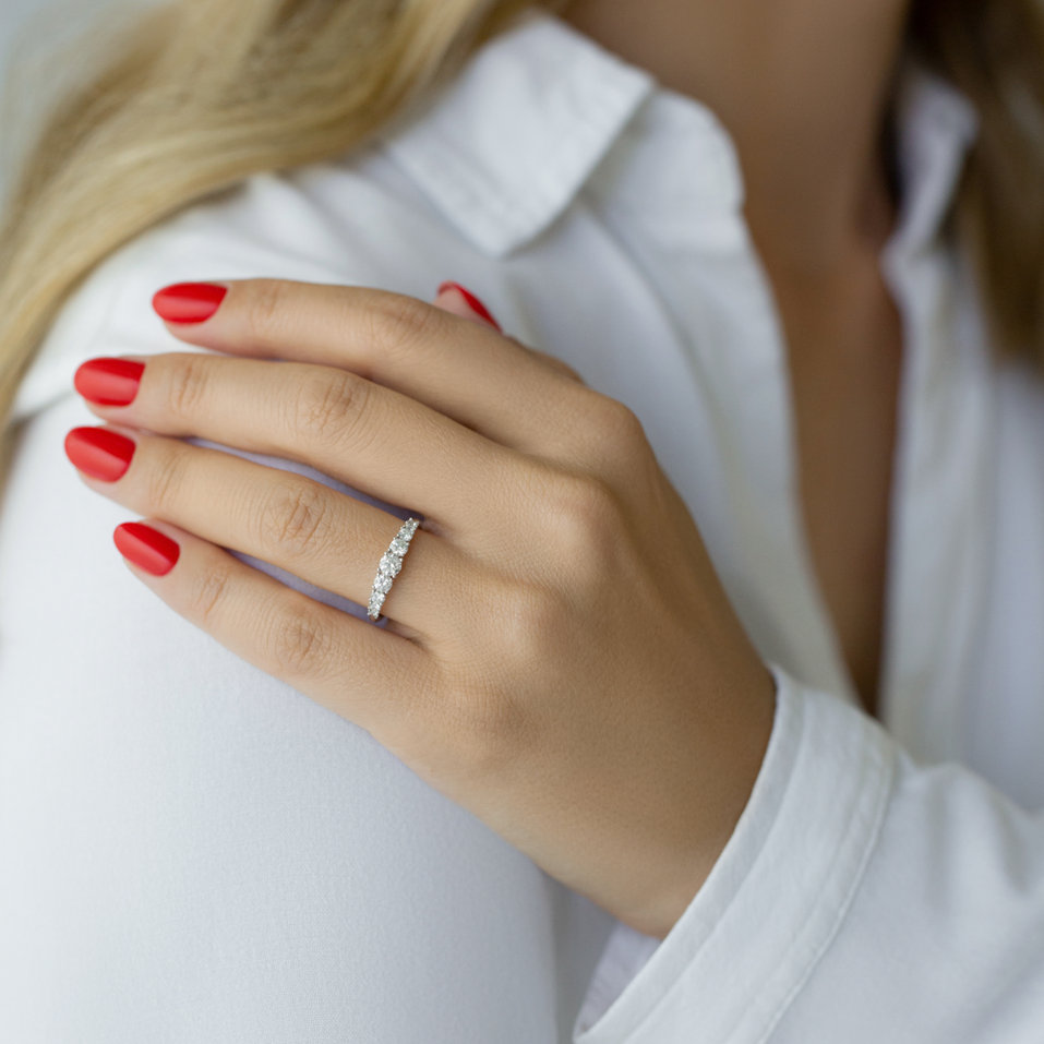 Diamond ring Diamond Glory