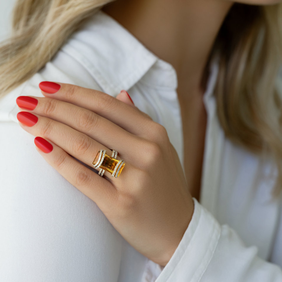 Ring with Citrine and diamonds Sunny Treasure