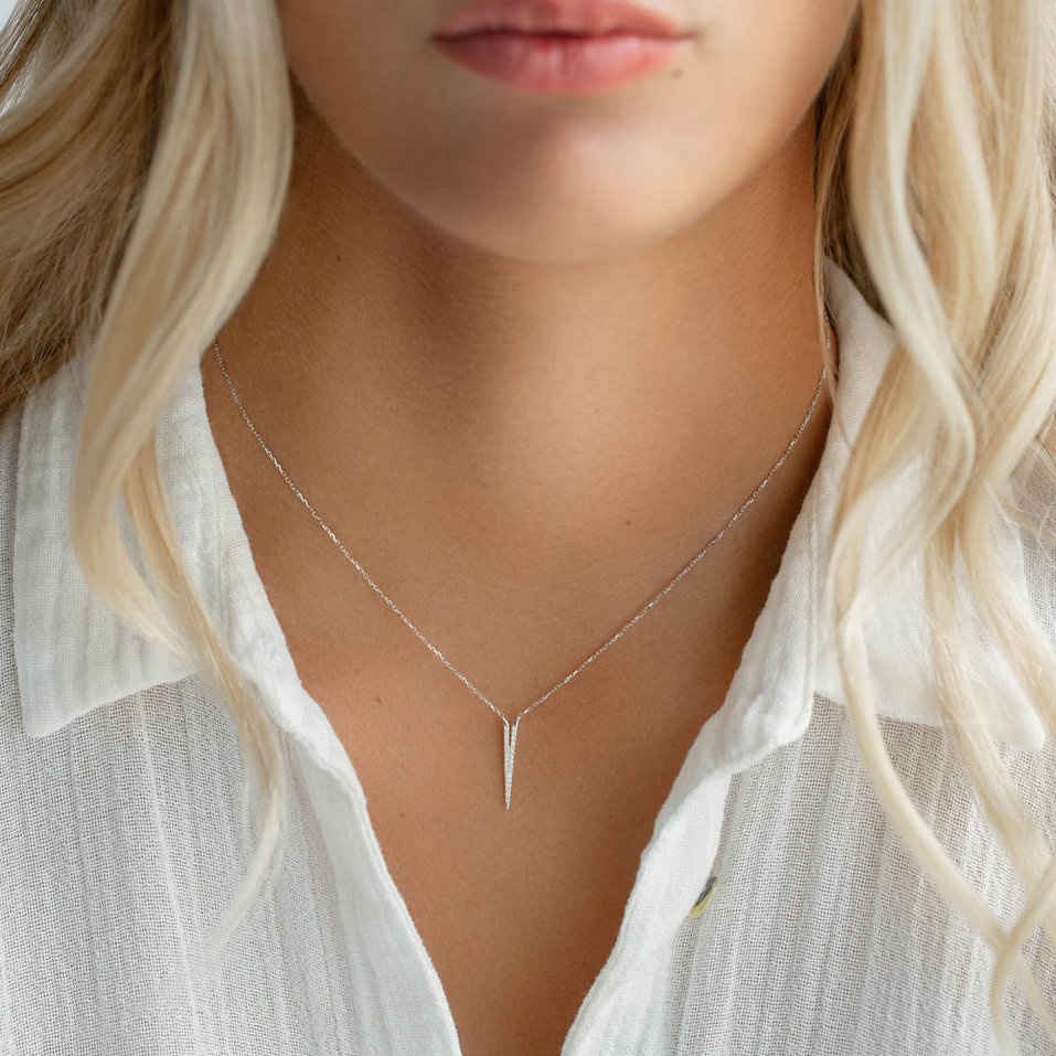 Diamond necklace Broken Glamour