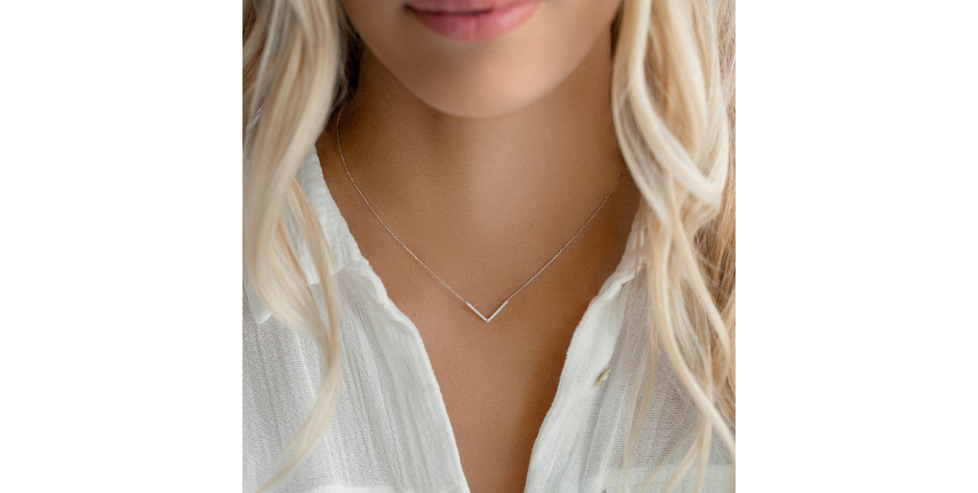 Diamond necklace Innocent Victory