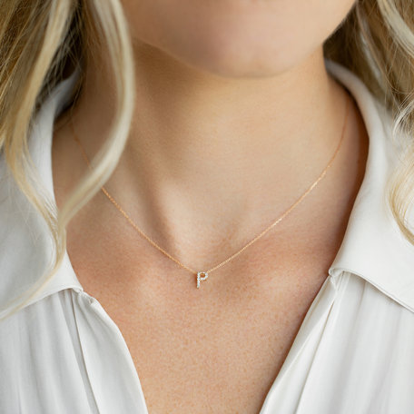 Diamond necklace Glittering Letter V