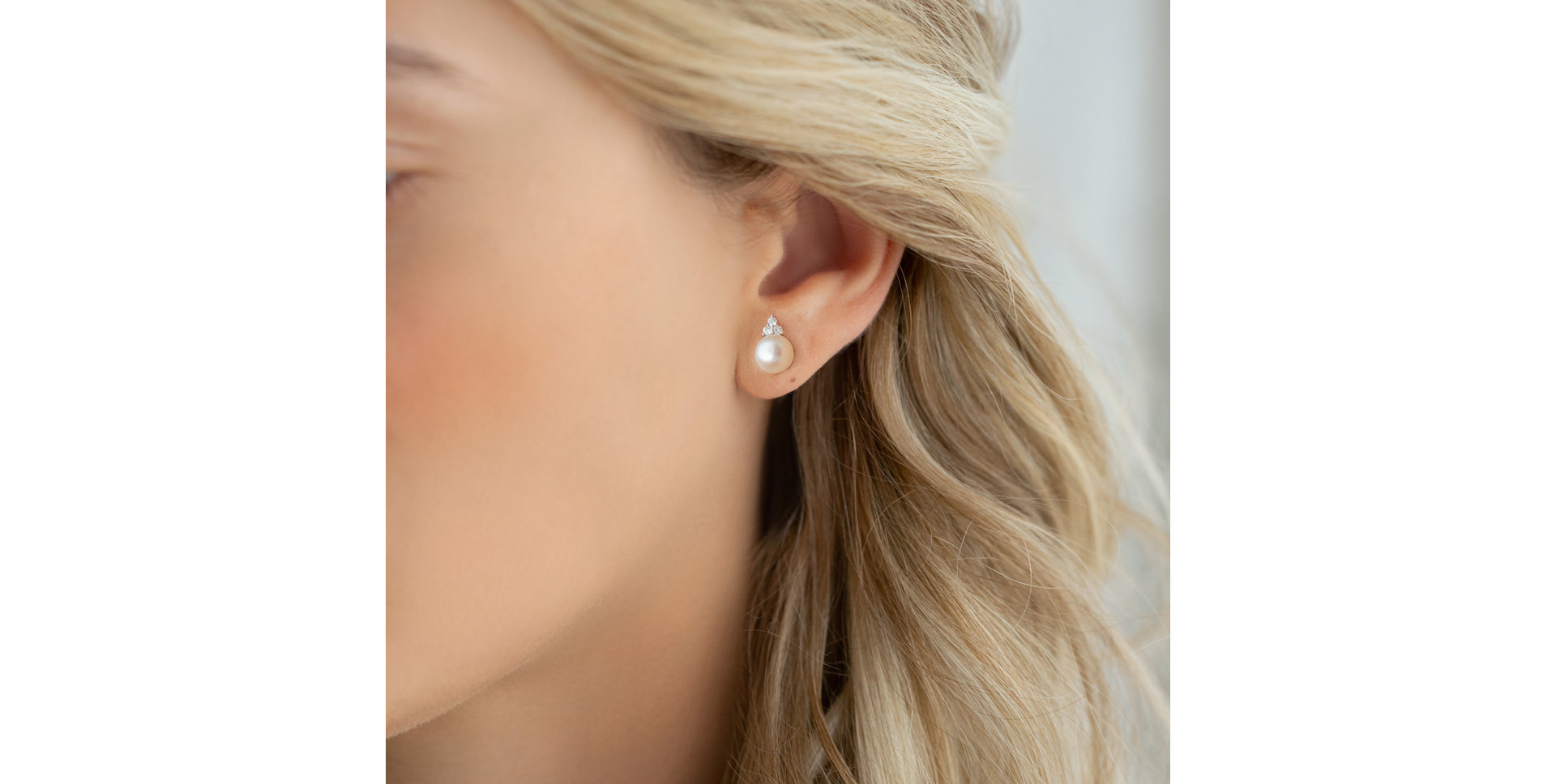 Diamond earrings with Pearls Endless Beauty