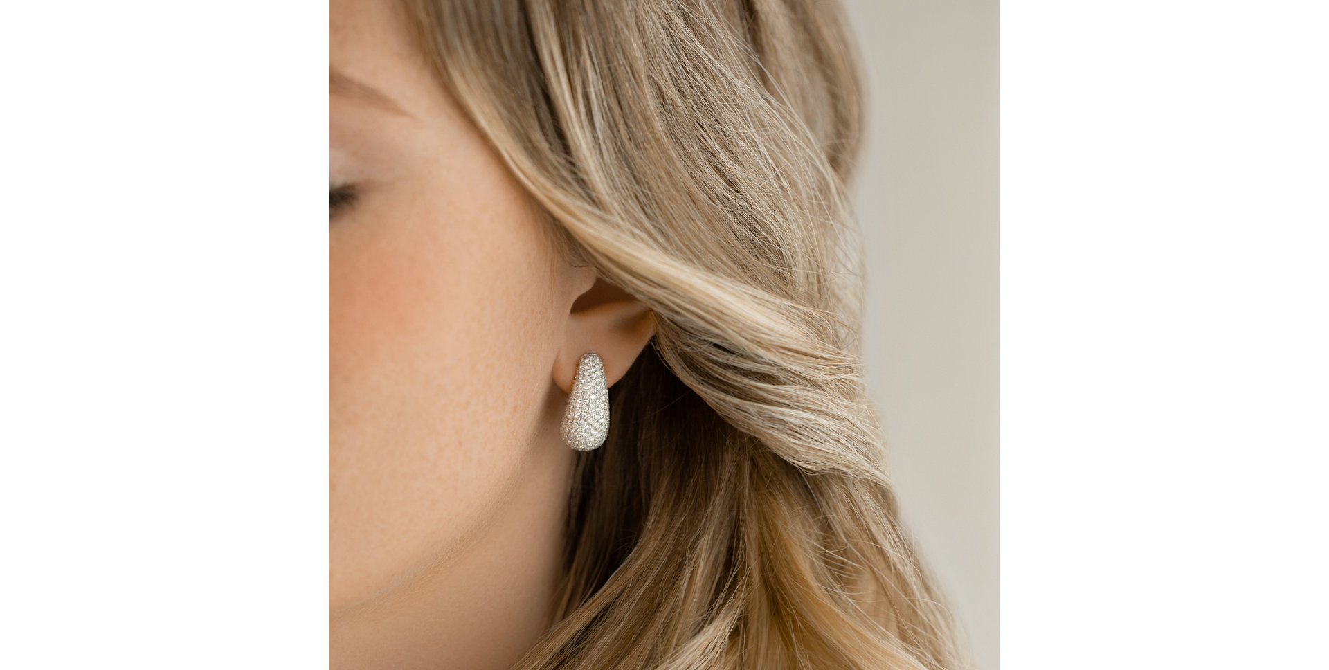 Diamond earrings Nesrine