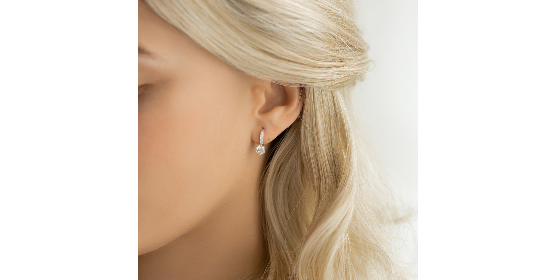 Diamond earrings Sparkless