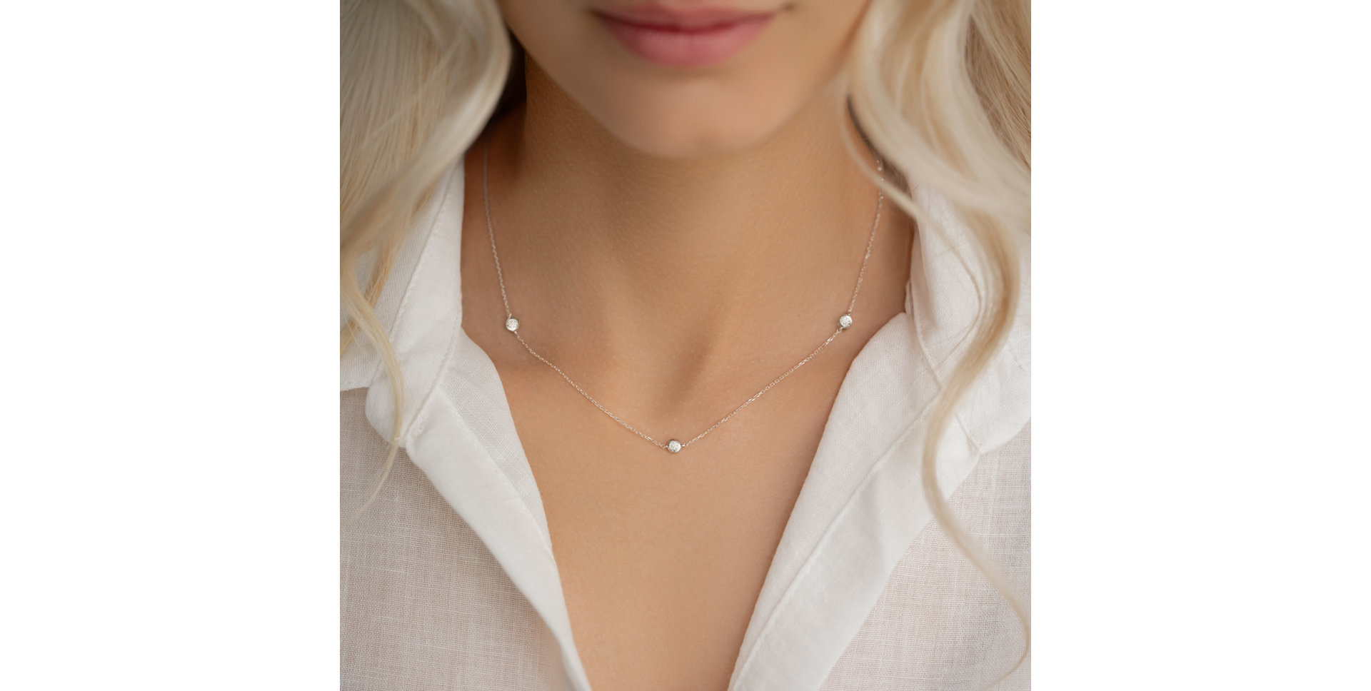 Diamond necklace Dots