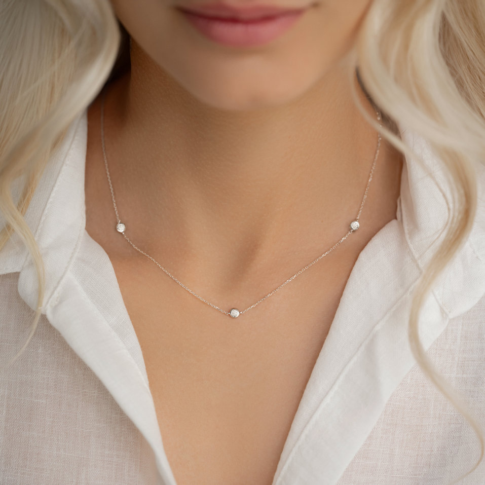Diamond necklace Dots