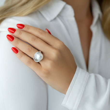Diamond ring with Pearl Ocean Sonata