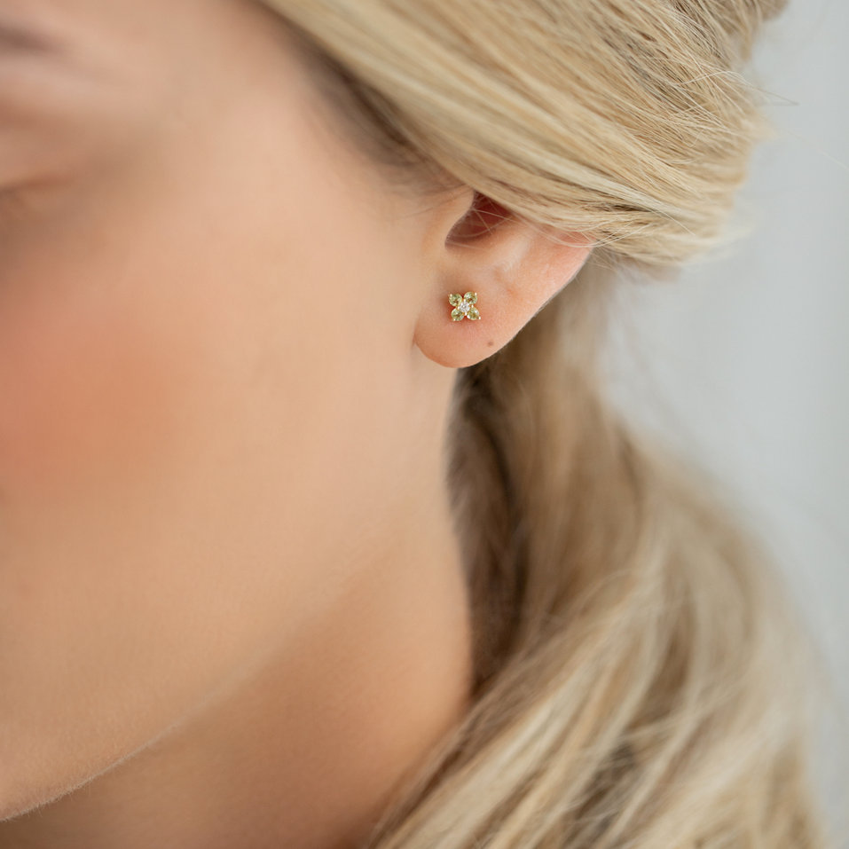 Diamond earrings with Topaz Swiss Divine Bloom