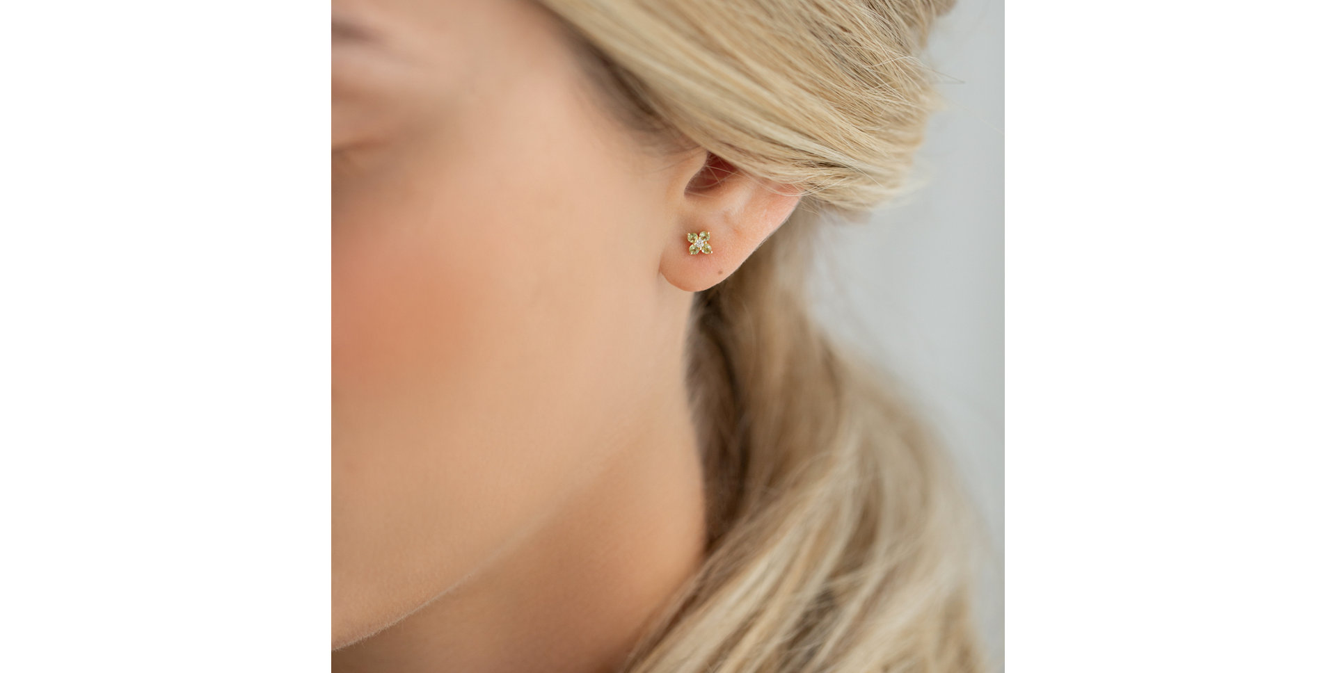 Earrings with brown diamonds Divine Bloom