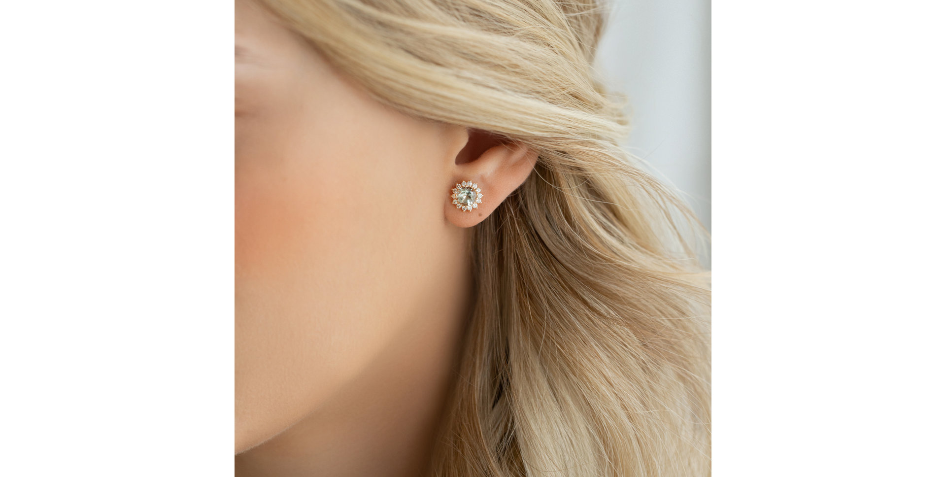 Diamond earrings with Amethyst Brazil Lilac Flower