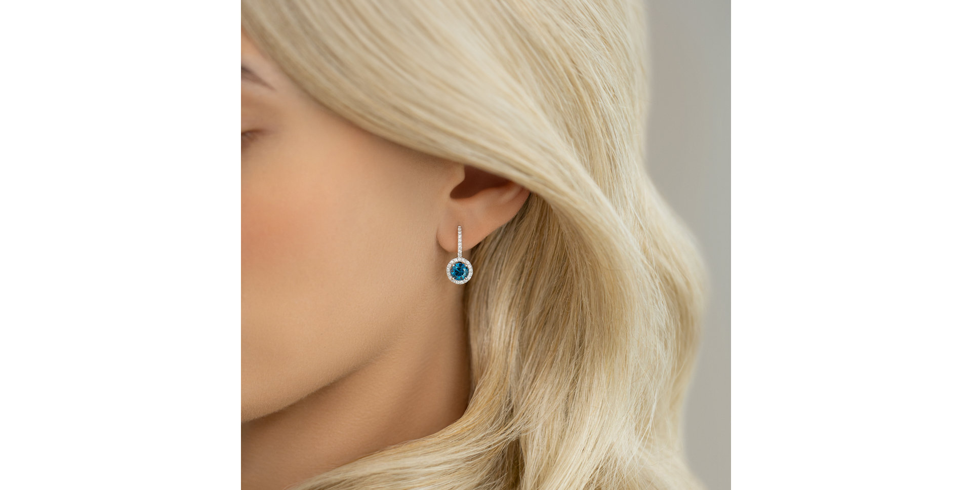 Earrings with blue diamonds and white diamonds Blue Tears