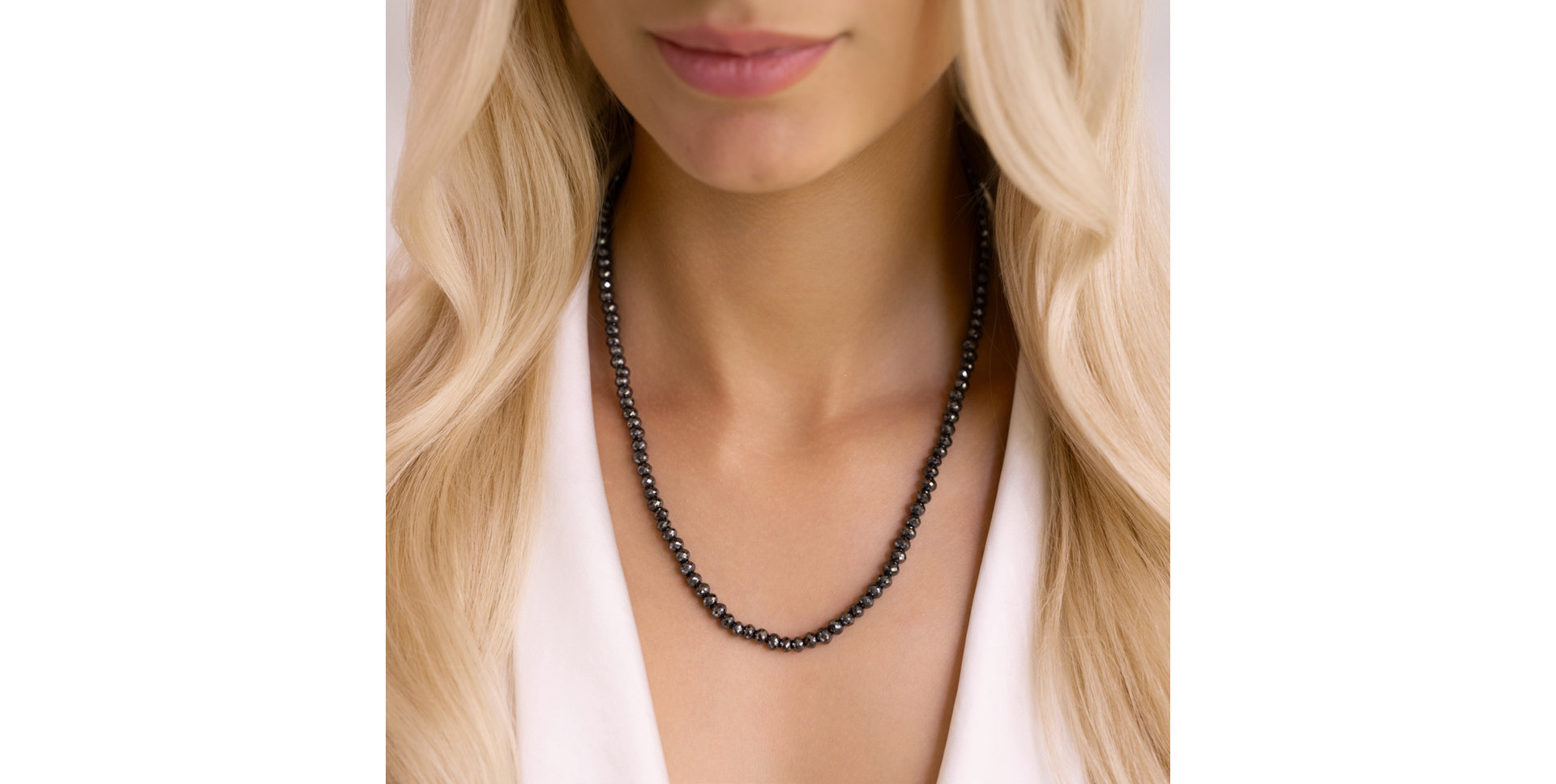 Necklace with black diamonds Bubbling Soap