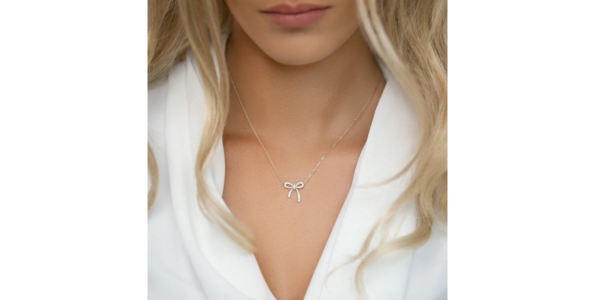 Diamond necklace Mystic Bow